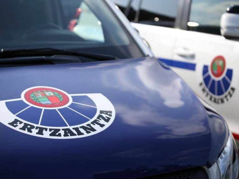 Arrestada por robar en una caravana en Iurreta tras amenazar con un cuchillo a la persona que dormía dentro