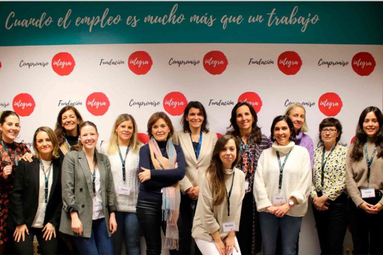 Banco Santander y Fundación Integra vuelven a unirse por la empleabilidad de mujeres víctimas de violencia de género