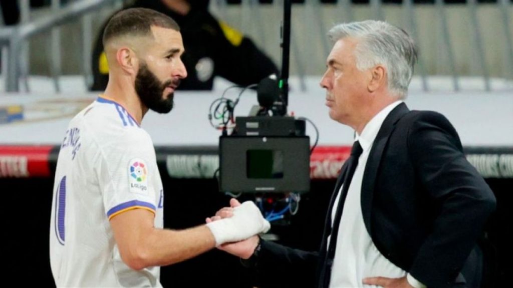 El momento más tenso entre Benzema y Ancelotti 48 Cara a cara con su entrenador