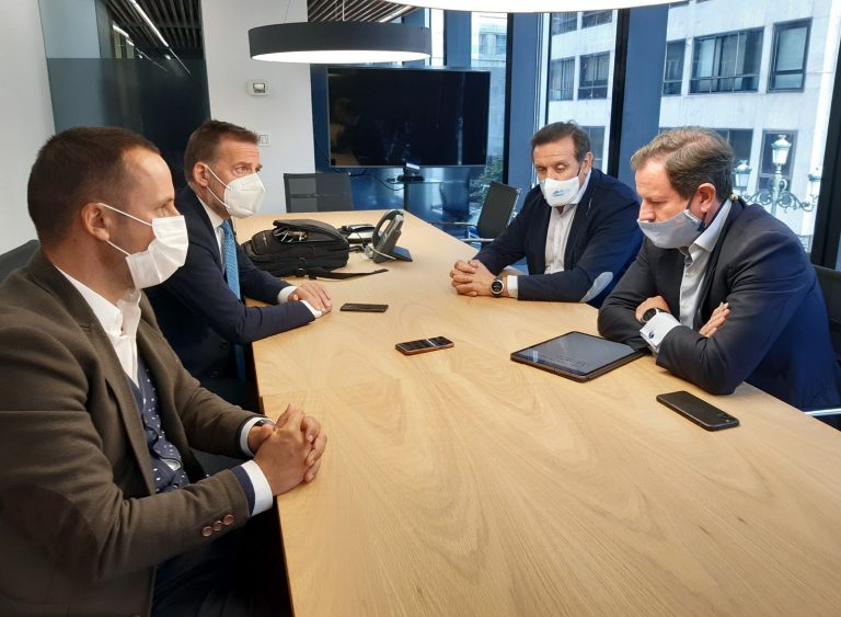 Cepesca y Abanca renuevan su acuerdo con productos a medida para el sector pesquero