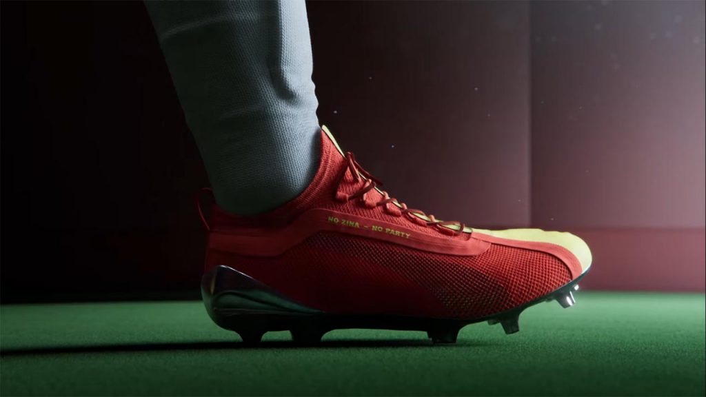 ¿De quién es el juego de fútbol donde sale Cristiano Ronaldo?