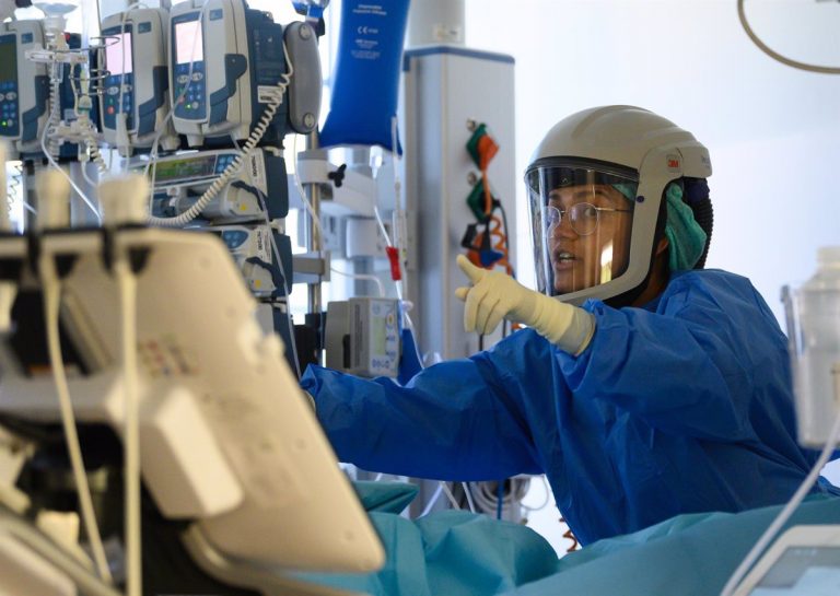 El fármaco 'Evusheld' contra la COVID-19 se priorizará en personas trasplantadas