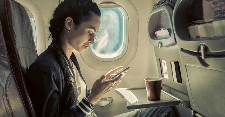 El motivo por el que las ventanillas de los aviones son redondas