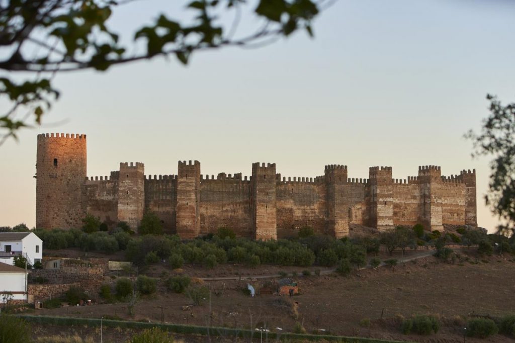Lugares cercanos al castillo de Baños de la Encina