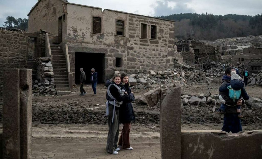 ¡Qué es lo que disfrutan los visitantes de ir al pueblo de Aceredo?