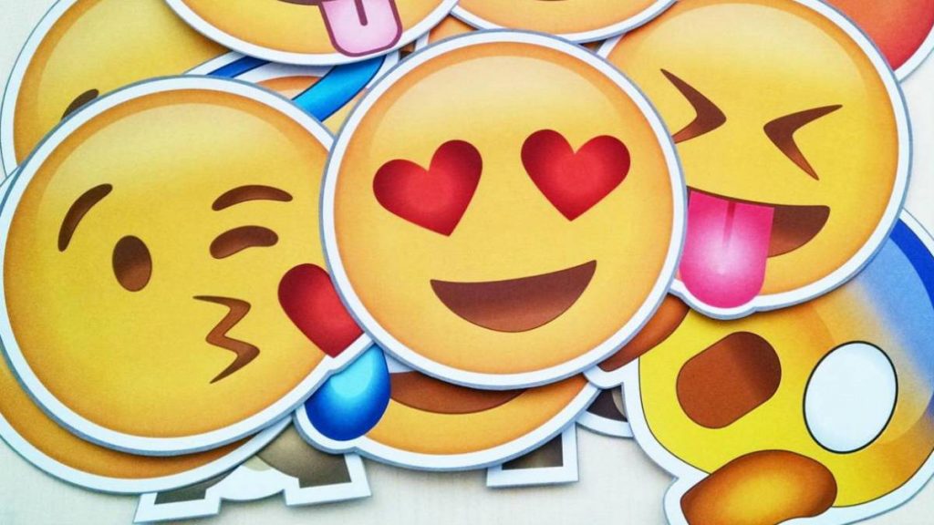 ¿Cuáles son las ventajas de usar Emojis en tu comunicación digital?