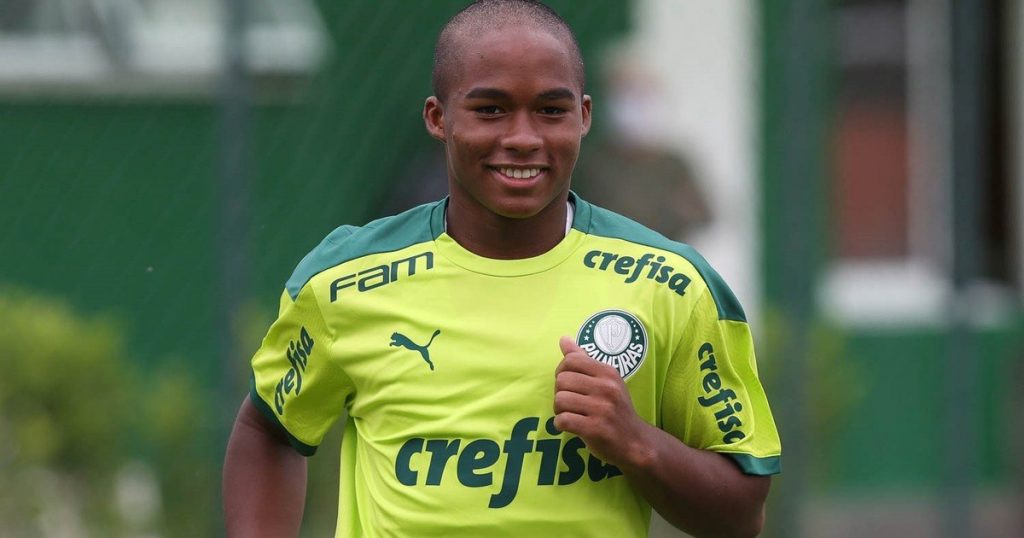 Endrick Felipe es uno de los jóvenes promesas que más está sonando