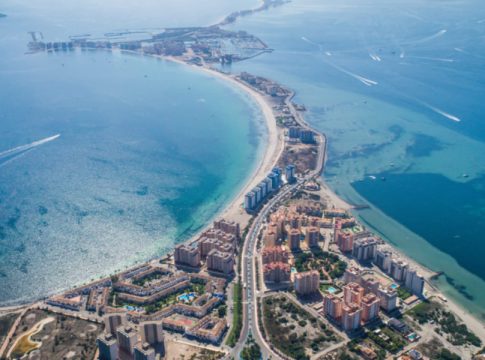 Murcia espera que la UE destine más fondos adicionales a la recuperación del Mar Menor