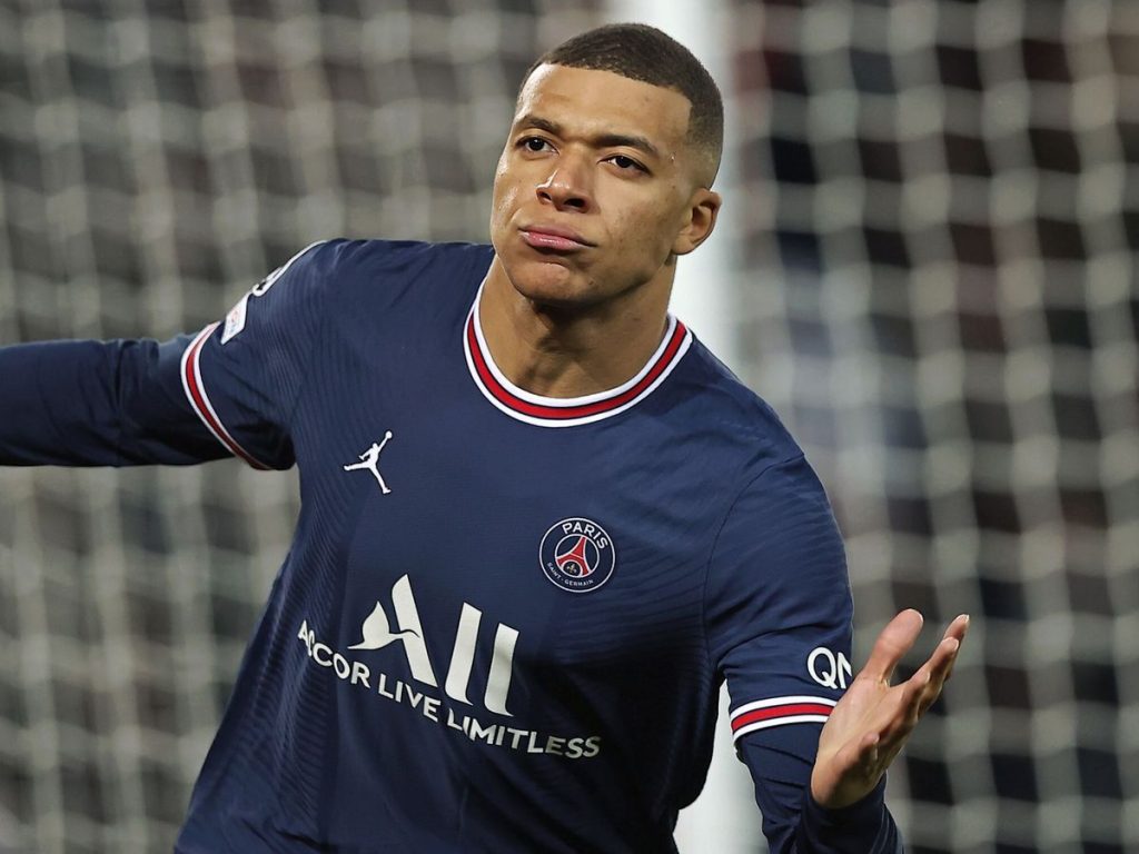 Por qué el Barça no quiere a Mbappé 74 Para Xavi es mejor quedarse con Haaland y dejar quieto a Mbappé