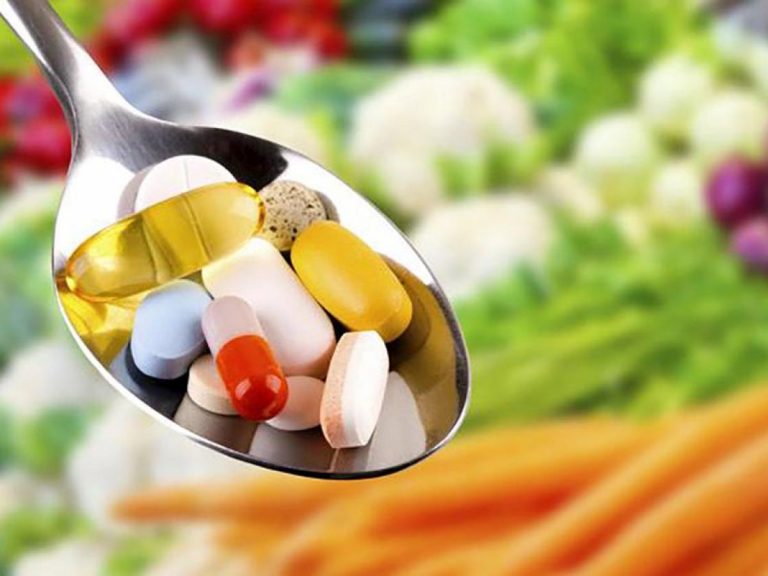 Por qué no debes tomar suplementos vitamínicos aunque estés cansado