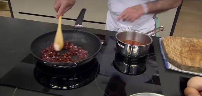 Huevos a la flamenca: la receta de Arguiñano que supera en visualizaciones en su canal