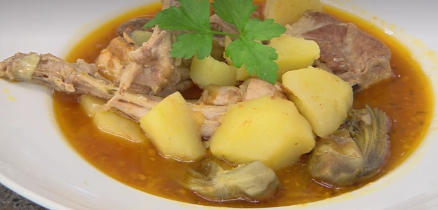 Caldereta de costillas: el guiso familiar más sabroso de Arguiñano