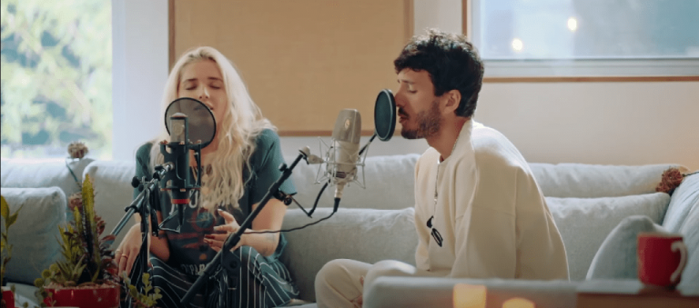 Sebastián Yatra en 'Quererte bonito' con Elena Rose