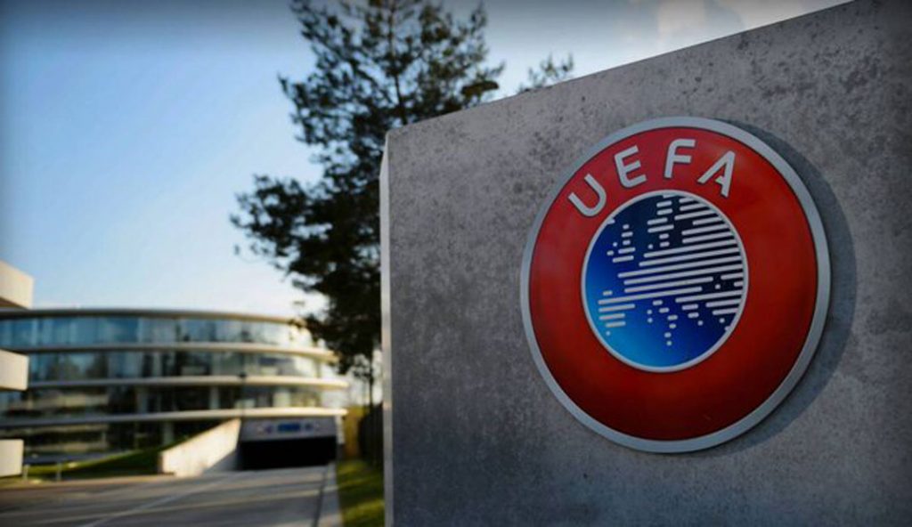 San Petersburgo fuerte de la Champions League y Francia pesca en río revuelto 