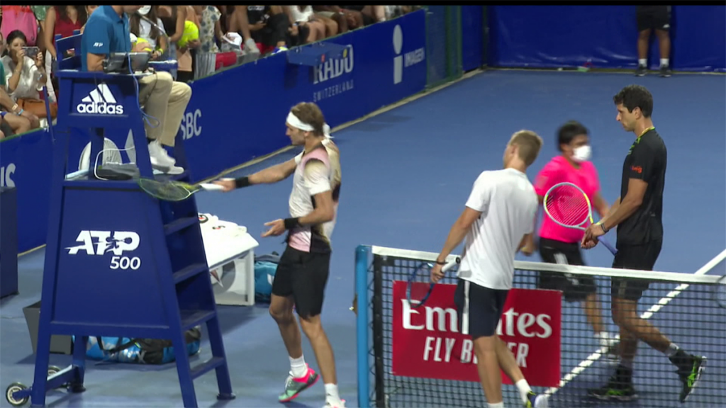 Tiene que hacerse responsable por su actitud antideportiva Zverev