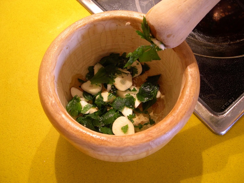 Cómo hacer unas almejas al vino blanco de ‘10’ en el microondas