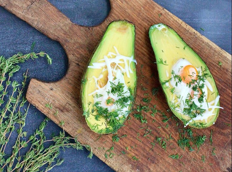 Los ingredientes que necesitas para hacer unos aguacates rellenos