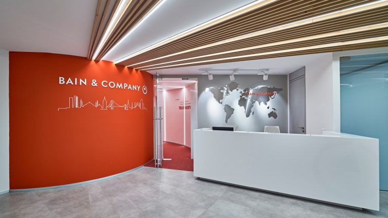 Bain & Company, Metyis y Boston Consulting Group, las consultoras más valoradas para trabajar