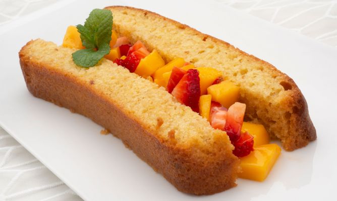 Bizcocho de cacahuetes borracho: así lo borda Arguiñano