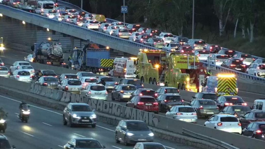 Hasta cuándo puedes usar un detector de radares sin que te multe la DGT 10 atasco