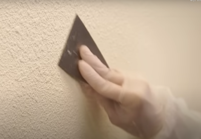 Cómo quitar el gotelé de una pared