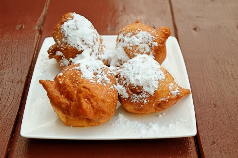 La receta de buñuelos de carnaval que no sabías que necesitabas