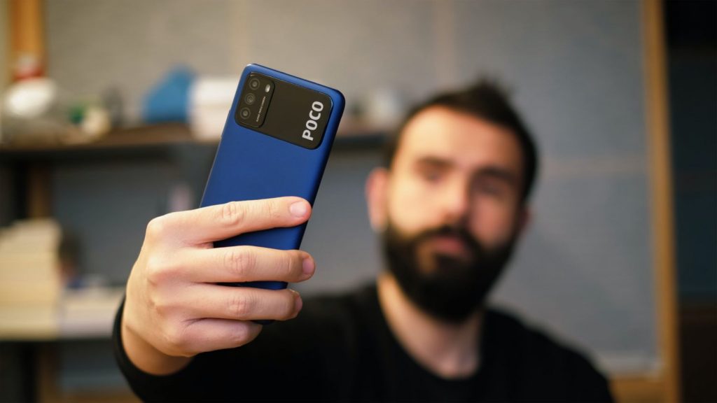 Cómo limpiar a fondo la funda de tu móvil