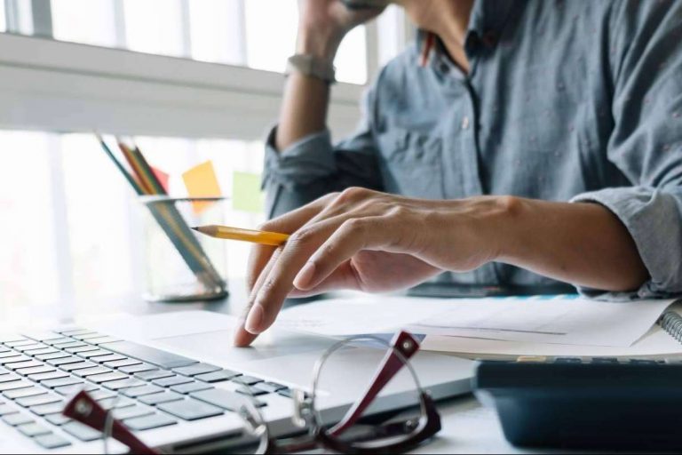 Servicios de auditoría laboral para empresas de la mano de la firma Contalia