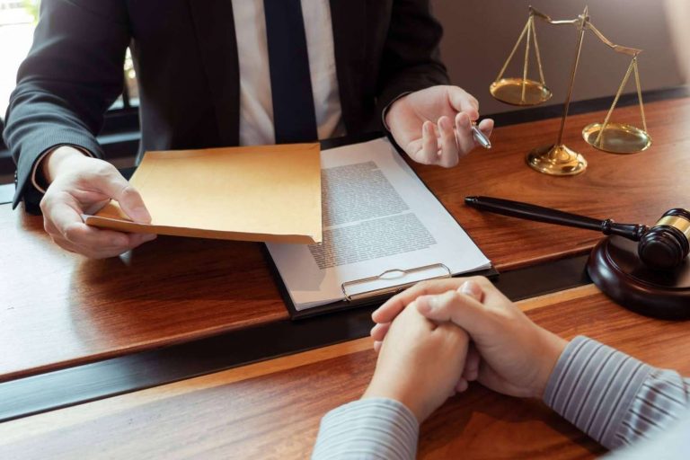 El bufete Soler Naharro cuenta con abogados especialistas en Responsabilidad Civil