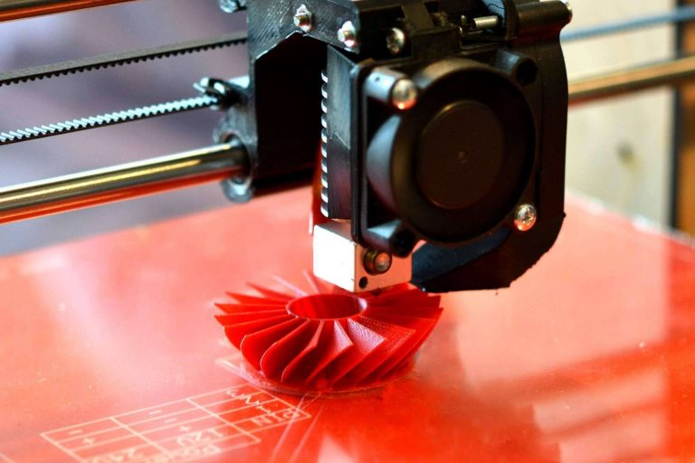 Dar vida a las ideas a través de la impresión 3D de TecnoBro 3D