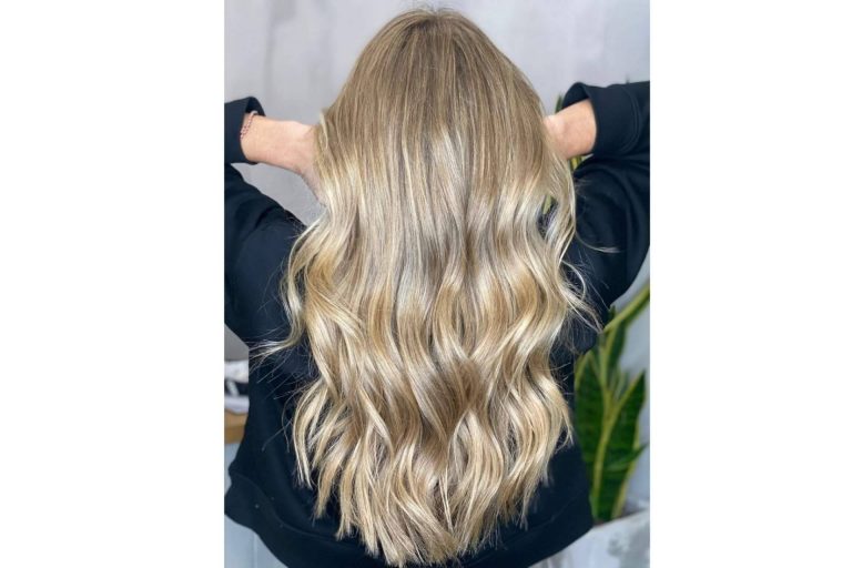 Rubios perfectos llenos de naturalidad en tendencia con DIM Salón