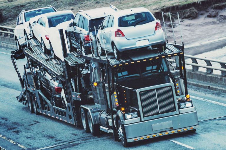 Transportamos Tu Coche.com habla sobre contratar empresas de transporte de vehículos