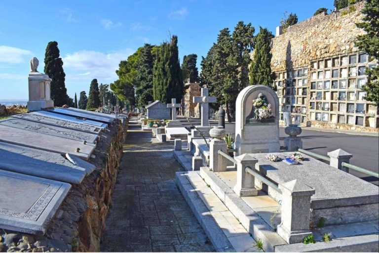 Qué son las sepulturas y qué tipos existen, por Funos
