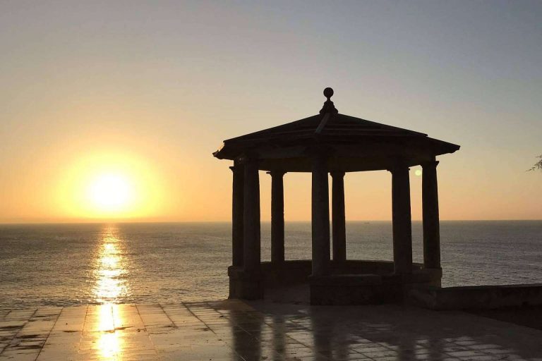 Soñar despierto es posible con el nuevo libro de Jorge Perales Nieto, 'Mirando al mar, soñé'