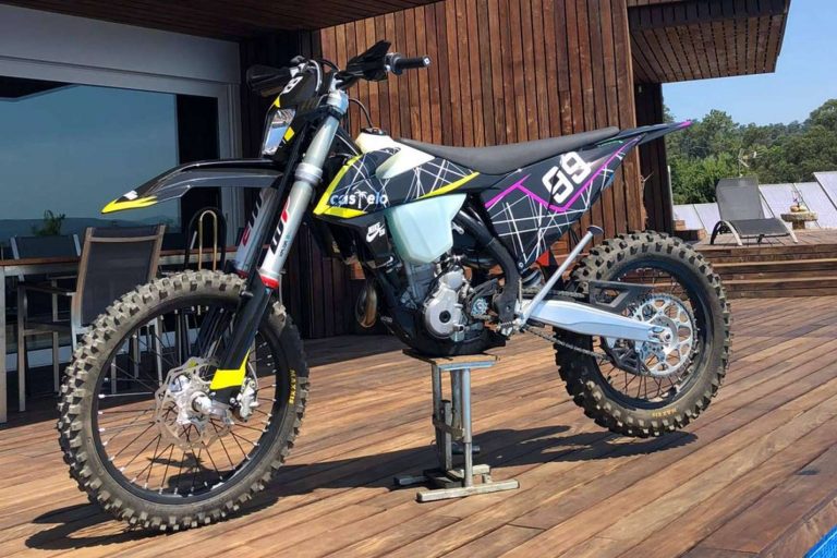 Pegatinas KTM de ADHESIVOSEMBARRADOS