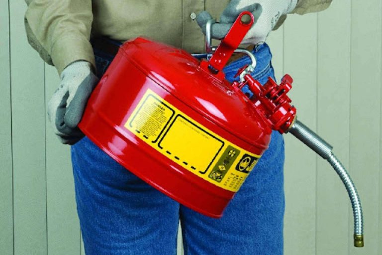 Los productos para la seguridad de Justrite disponibles en la tienda online Absorbentes y Cubetos