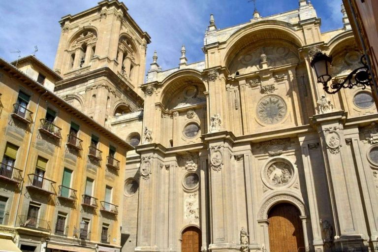 Con el free tour de Nazarí Tours Granada ya no existen excusas para no visitar esta ciudad