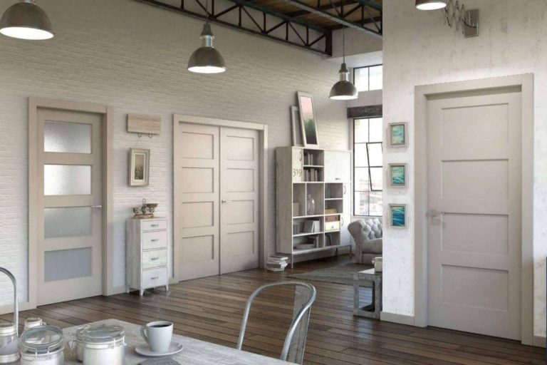 Puertas de interior lacadas en blanco con los servicios de PUERTAS LUSAN