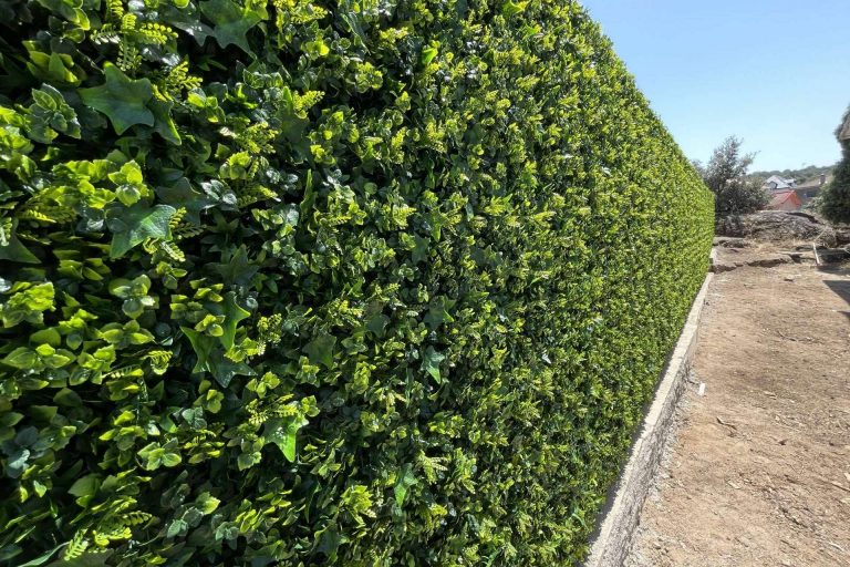 Jardines verticales artificiales de Ingrass para llenar de frescura los espacios