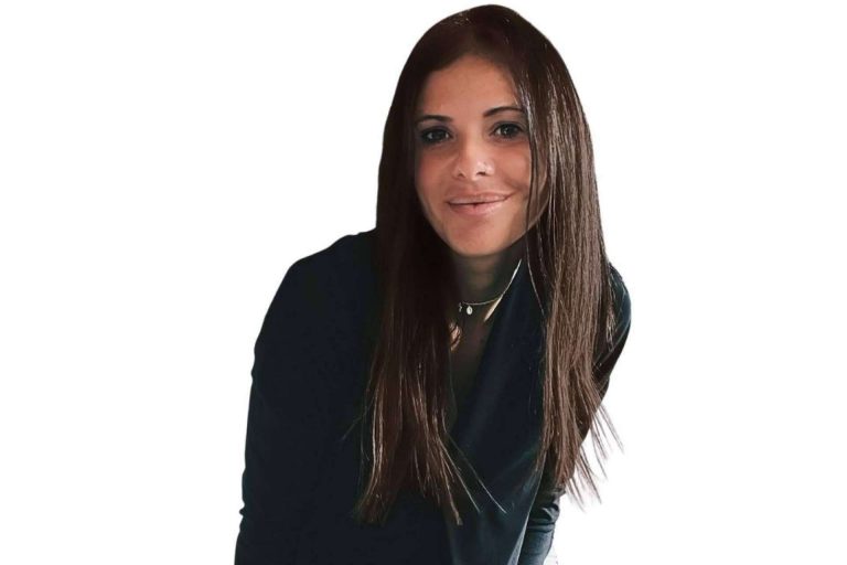 Ganar autoestima y sanar las heridas emocionales con la nueva formación gratuita de la coach Nessita Arauz