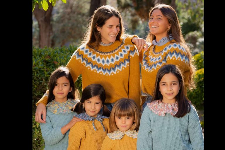 VinicaMoon, sacar mayor partido al armario y multiplicar los looks con un cuello de camisa