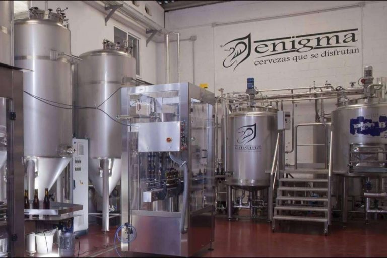 Elaboración de cervezas e hidromiel artesanales de manera ecoeficiente con energía verde