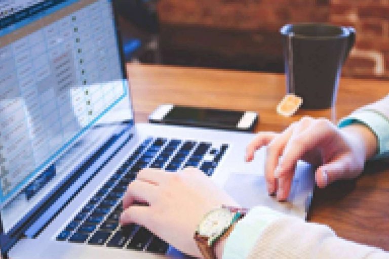 Gestión de Centros de Formación Profesional, de la mano de Aula 1