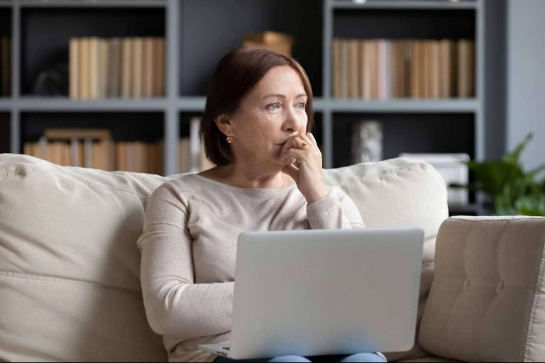 Pedir la devolución del dinero del Seguro de Decesos de la mano de Seguros Academy