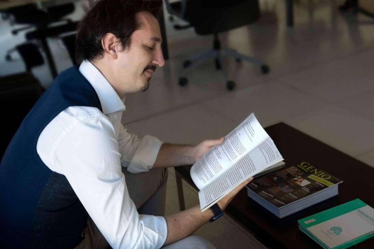 ¿Genio se nace o se hace?