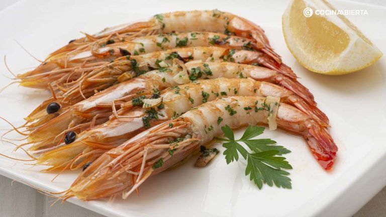 Cómo hacer unos langostinos al vino de escándalo en el horno