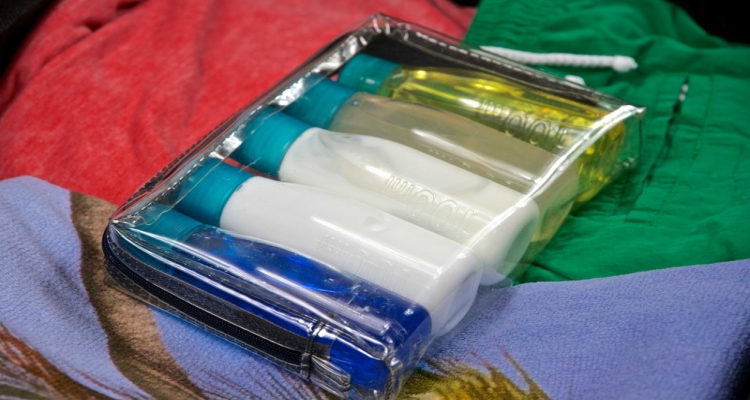 Objetos que no pueden ir en el equipaje de mano del avión 185 Objetos que no pueden ir en el equipaje de mano del avión