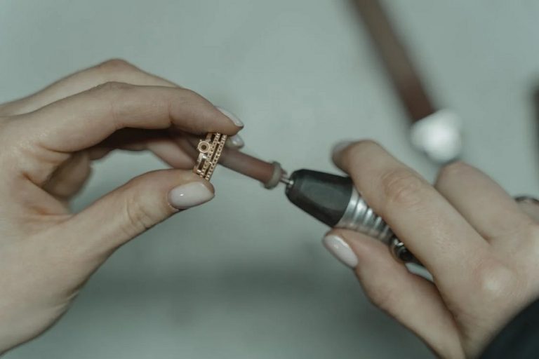 La revolución tecnológica llega a los micromotores