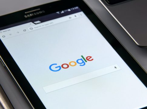 Google: Así puedes evitar que salga tu información privada en las búsquedas