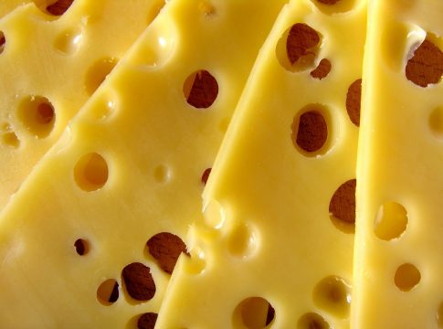 Estos son los 10 quesos más saludables que puedes comer en una dieta Estos son los 10 quesos más saludables que puedes comer en una dieta